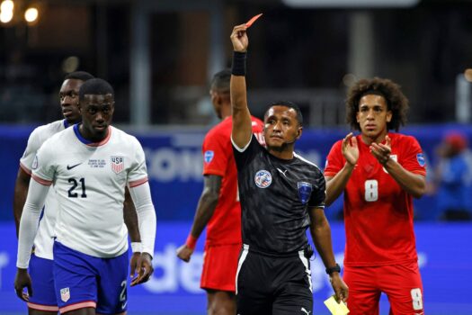 USMNT falls to Panama in chaotic Copa America group play clash