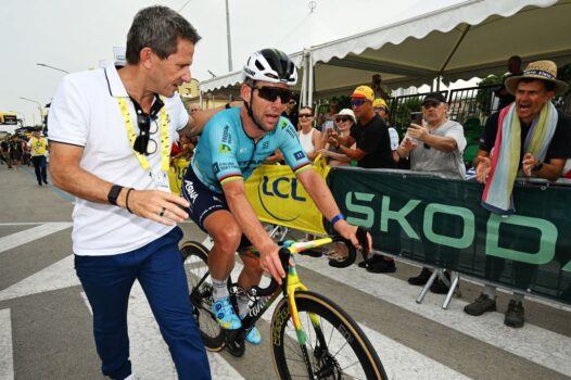 Mark Cavendish Survives Day of Tour Torment: 'I was Seeing Stars'