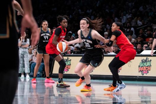 Breanna Stewart makes WNBA history in carrying Liberty to win vs. Dream